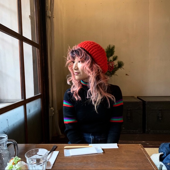 🌎💚Please Read my closet policy💚🌎 - Picture 2 of 4